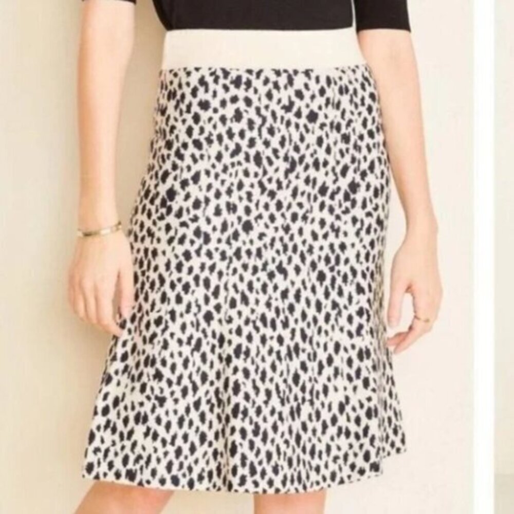 Ann Taylor Cheetah Animal Print Knit A-Line Skirt Cream/Black, Size Medium